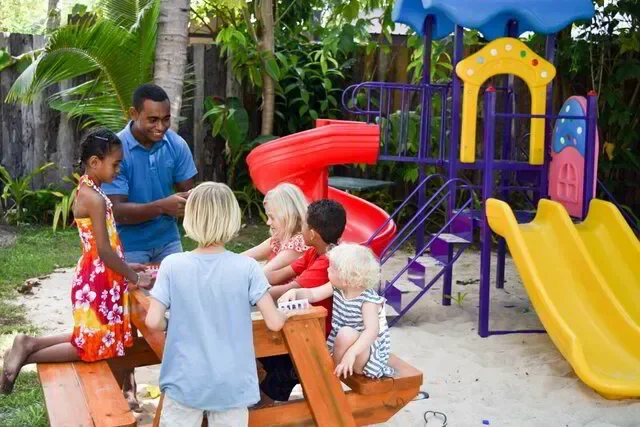 Kids day club